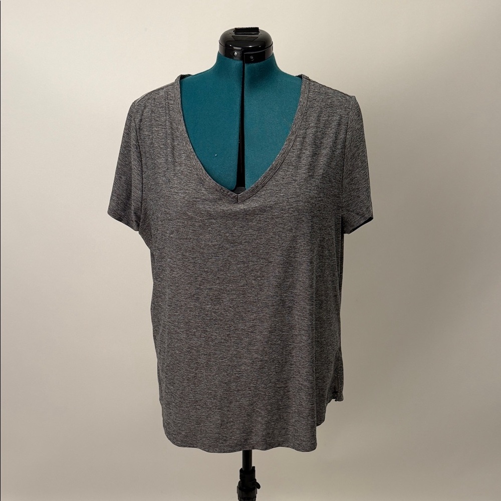90 Degree By Reflex Heather Gray V-Neck Tee
